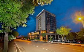 New Karaman Hotel